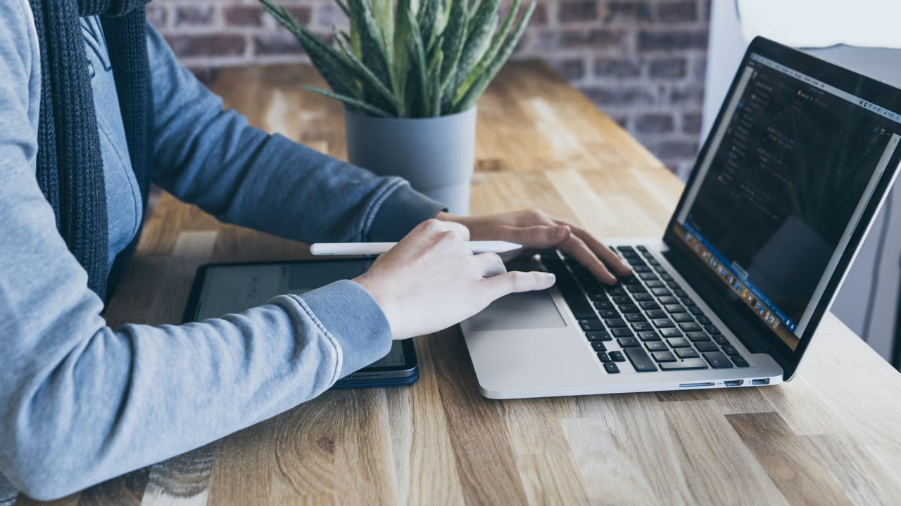 Jak wybrać firmę IT do integracji systemów ERP i CRM